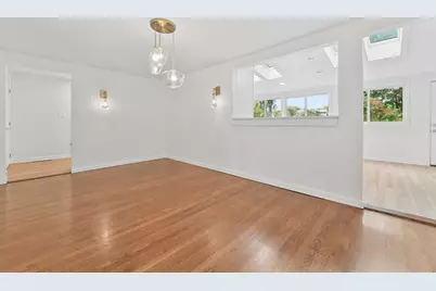 1 Frances Rd, Burlington, MA 01803 - Photo 6