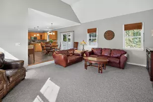 16 Hillcrest Rd, Northbridge, MA 01588 - Photo 14