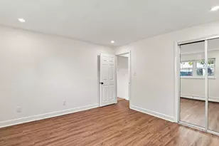 41 Warren St, Waltham, MA 02453 - Photo 8