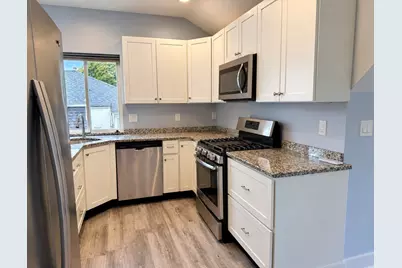 123 Elm St #3, Amesbury, MA 01913 - Photo 8