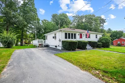 320 Mason Rd Ext, Dudley, MA 01571 - Photo 2