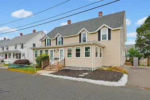 21 Orchard St, Grafton, MA 01560 - Photo 2