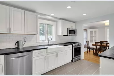 248 Warren, Waltham, MA 02453 - Photo 16