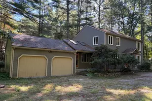 23 Forest St, Upton, MA 01568 - Photo 2