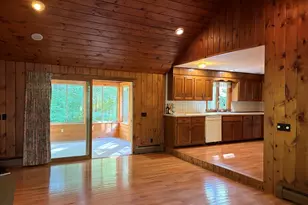 23 Forest St, Upton, MA 01568 - Photo 6