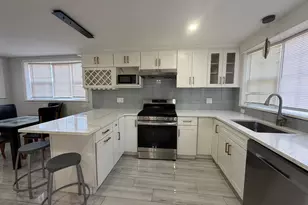 105 Tremont St, Braintree, MA 02184 - Photo 1