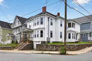 16 Berkeley St, Lawrence, MA 01841 - Photo 2