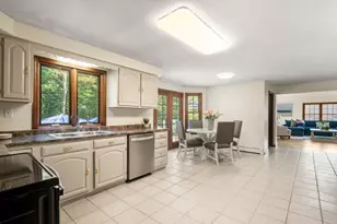 173 Metcalf Rd, North Attleboro, MA 02760 - Photo 6