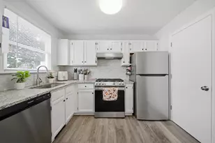 111 Cambridge St, Lawrence, MA 01843 - Photo 6