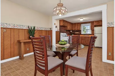 77 Paon Blvd, Wakefield, MA 01880 - Photo 8
