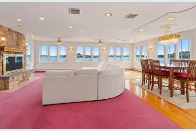 125 Edgewater Drive, Quincy, MA 02169 - Photo 8