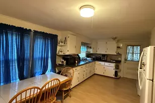 148 Denver St, Springfield, MA 01109 - Photo 8