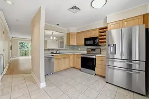 330 Sunderland Rd, Worcester, MA 01604 - Photo 2