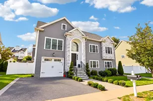 259 Oakwood Ave, Revere, MA 02151 - Photo 6