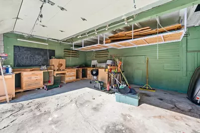 12 Linden Pl, Somerville, MA 02143 - Photo 32