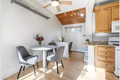 12 Linden Pl, Somerville, MA 02143 - Photo 8