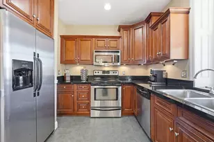 223 Chicopee St, Chicopee, MA 01013 - Photo 4