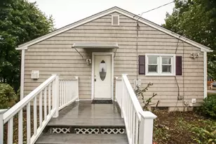 87 Roosevelt Ave, Westfield, MA 01085 - Photo 2