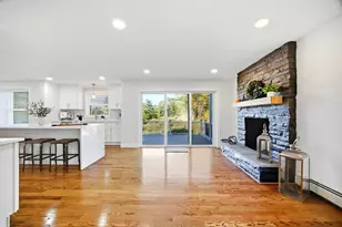 126 Barry St, Agawam, MA 01030 - Photo 16