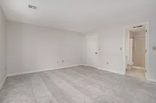 303 Ridgefield Cir, Clinton, MA 01510 - Photo 22