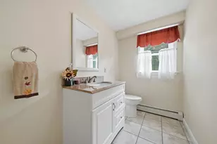 2 Nora Ln, Groveland, MA 01834 - Photo 10