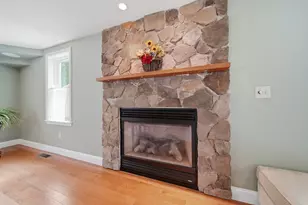 2 Nora Ln, Groveland, MA 01834 - Photo 6