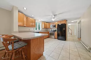2 Nora Ln, Groveland, MA 01834 - Photo 12