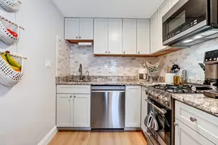63 Neillian Way, Bedford, MA 01730 - Photo 8