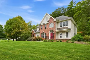 51 Linseed Rd, Northampton, MA 01088 - Photo 2