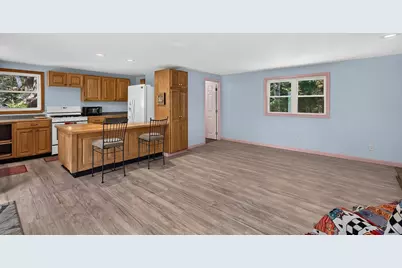 377 Tully Rd, Orange, MA 01364 - Photo 2