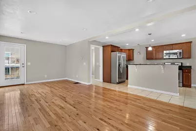 103 Commonwealth Ave, Worcester, MA 01604 - Photo 2