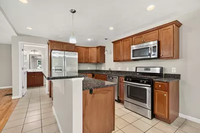 103 Commonwealth Ave, Worcester, MA 01604 - Photo 8