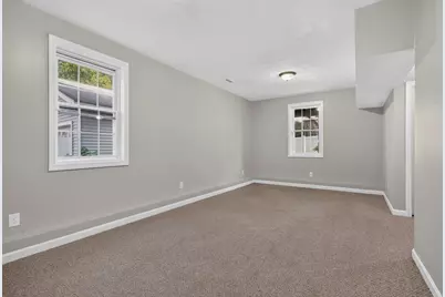 103 Commonwealth Ave, Worcester, MA 01604 - Photo 24