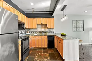 80 Foster St, Peabody, MA 01960 - Photo 6