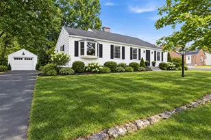 104 Whittum Ave, Springfield, MA 01118 - Photo 2