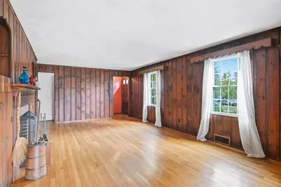 104 Whittum Avenue, Springfield, MA 01118 - Photo 10