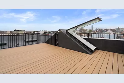 152 W Third #2, Boston, MA 02127 - Photo 10