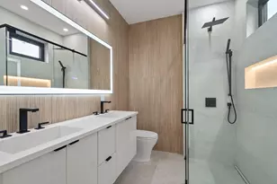 152 W 3rd, Boston, MA 02127 - Photo 6
