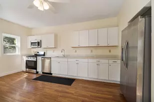 36 Marble St, Stoneham, MA 02180 - Photo 10