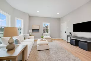 271 Washington Ave, Chelsea, MA 02150 - Photo 4