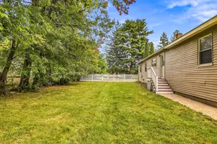 24 Washington St, Mendon, MA 01756 - Photo 24
