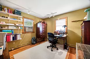 25 St Anthony St, Chicopee, MA 01013 - Photo 16