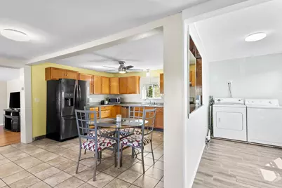 2113 Pleasant St, Fall River, MA 02723 - Photo 12