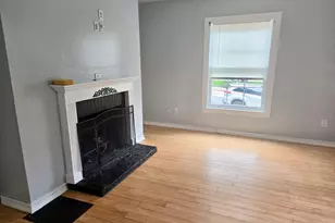83 Chapin St, Southbridge, MA 01550 - Photo 2