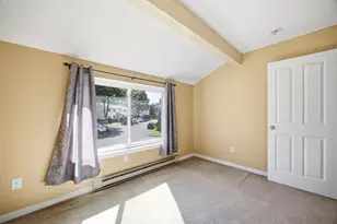 34 St Kolbe Dr, Holyoke, MA 01040 - Photo 16