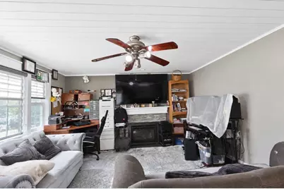 88 N Main St, Bellingham, MA 02019 - Photo 16