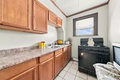 97 Canonicus St, Fall River, MA 02723 - Photo 14