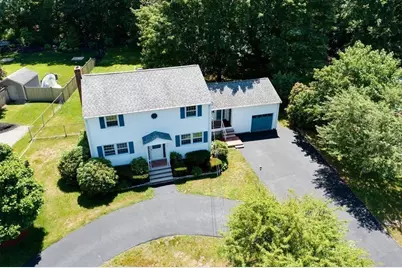 16 Phillip Ave, Burlington, MA 01803 - Photo 4