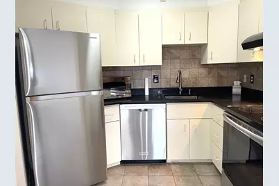 300 Lynn Shore Dr #603, Lynn, MA 01902 - Photo 12