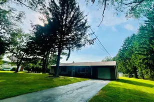 597 Old Warren Rd, Swansea, MA 02777 - Photo 4